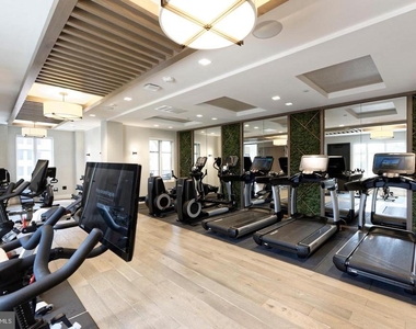 8551 Connecticut Avenue - Photo Thumbnail 19
