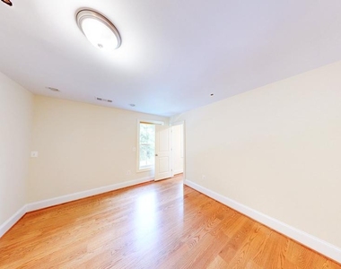 6403 Earlham Drive - Photo Thumbnail 36