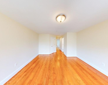 6403 Earlham Drive - Photo Thumbnail 40