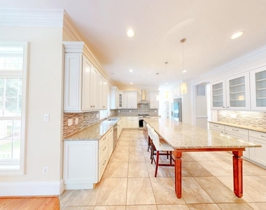 6403 Earlham Drive - Photo Thumbnail 15