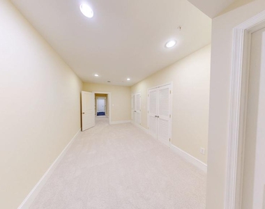 6403 Earlham Drive - Photo Thumbnail 23