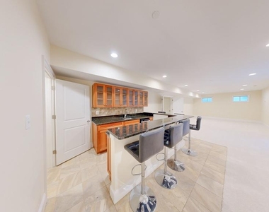6403 Earlham Drive - Photo Thumbnail 19