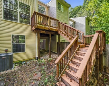 18104 Truffle Lane - Photo Thumbnail 8