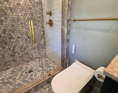5628 Lamar Road - Photo Thumbnail 12