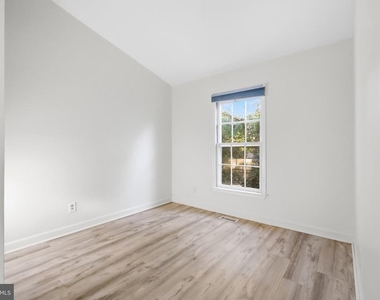 13231 Copland Court - Photo Thumbnail 25