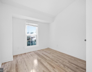 13231 Copland Court - Photo Thumbnail 24