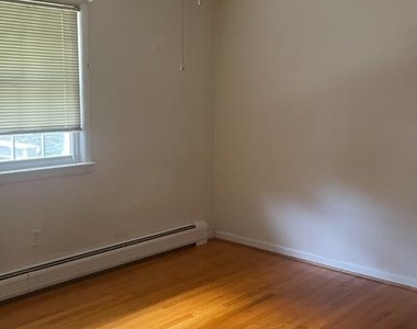 14608 Sturtevant Road - Photo Thumbnail 11