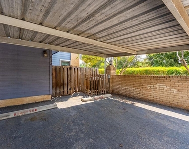 832 Banister Ln - Photo Thumbnail 1