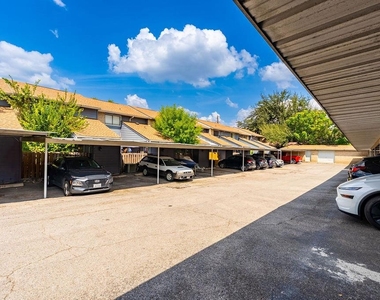 832 Banister Ln - Photo Thumbnail 3