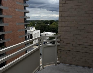 4801 Fairmont Avenue - Photo Thumbnail 13
