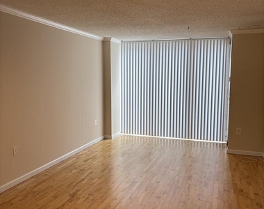 4801 Fairmont Avenue - Photo Thumbnail 10