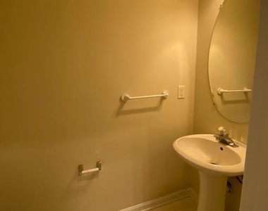 2135 Darcy Green Place - Photo Thumbnail 4