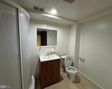 8905 Frederick Road - Photo Thumbnail 21