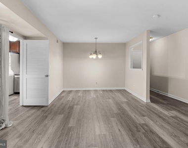 5478 Cedar Lane - Photo Thumbnail 6