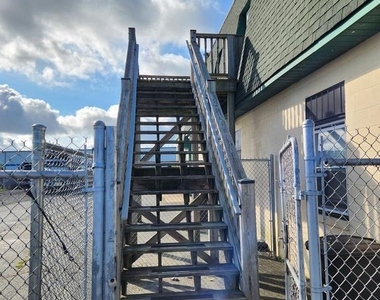 1325 S Philadelphia Boulevard - Photo Thumbnail 1