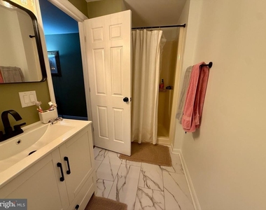 8208 Red Wing Court - Photo Thumbnail 10