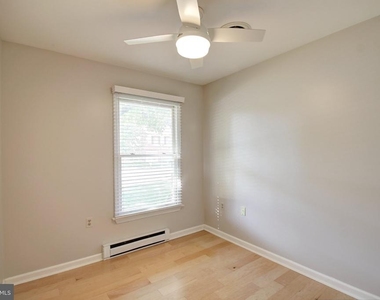 430 Banksia Drive - Photo Thumbnail 9
