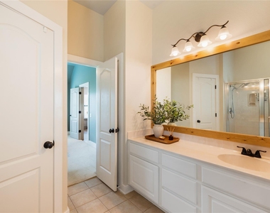 10102 Twin Lake Loop - Photo Thumbnail 18