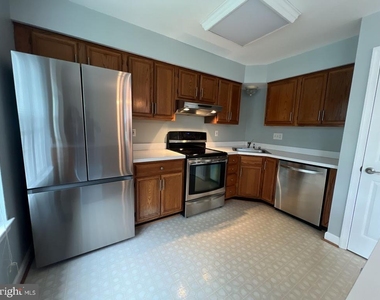 6402 View Point Court - Photo Thumbnail 4
