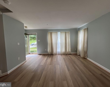 6402 View Point Court - Photo Thumbnail 1