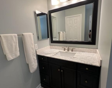 6402 View Point Court - Photo Thumbnail 7