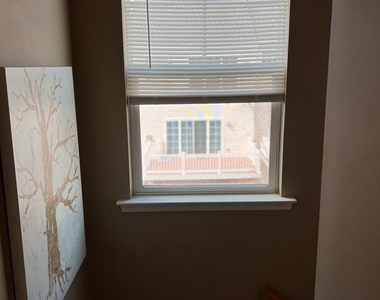 401 N Seaway Ct - Photo Thumbnail 35