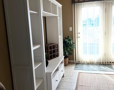 401 N Seaway Ct - Photo Thumbnail 70