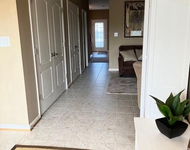 401 N Seaway Ct - Photo Thumbnail 67
