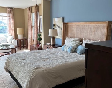 401 N Seaway Ct - Photo Thumbnail 15