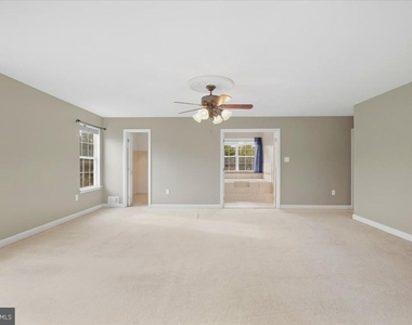 12936 Broadview Run Drive - Photo Thumbnail 33