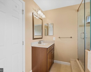 12936 Broadview Run Drive - Photo Thumbnail 38