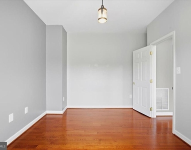 12936 Broadview Run Drive - Photo Thumbnail 13