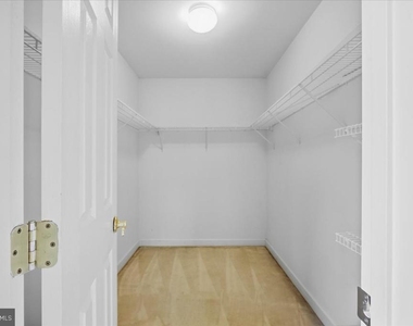 12936 Broadview Run Drive - Photo Thumbnail 34