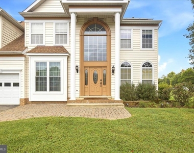 12936 Broadview Run Drive - Photo Thumbnail 2