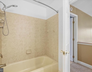 12936 Broadview Run Drive - Photo Thumbnail 30