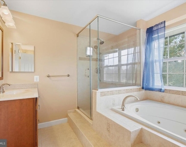 12936 Broadview Run Drive - Photo Thumbnail 36