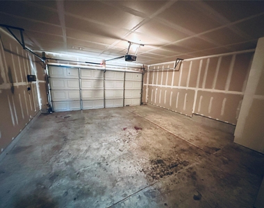 11513 James B Connolly Ln - Photo Thumbnail 21