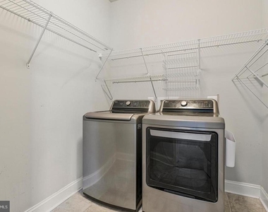 947 Rye Drive - Photo Thumbnail 25