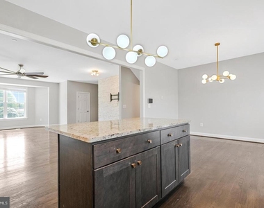 947 Rye Drive - Photo Thumbnail 5