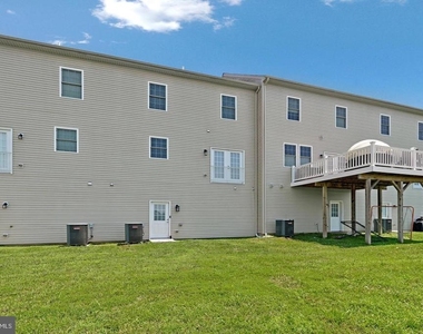 947 Rye Drive - Photo Thumbnail 30