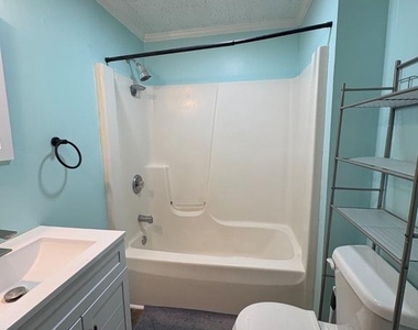 16 Cedar Farm Lane - Photo Thumbnail 6