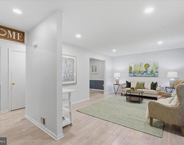 3693 Brookeside Drive - Photo Thumbnail 5