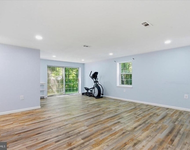 3693 Brookeside Drive - Photo Thumbnail 17