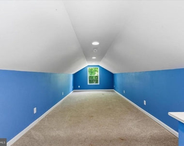 3693 Brookeside Drive - Photo Thumbnail 16