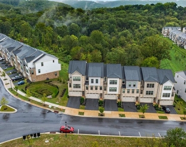 13721 Hunt Valley Court - Photo Thumbnail 34