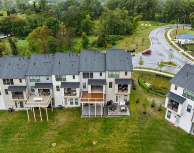 13721 Hunt Valley Court - Photo Thumbnail 37