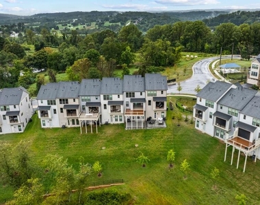 13721 Hunt Valley Court - Photo Thumbnail 41