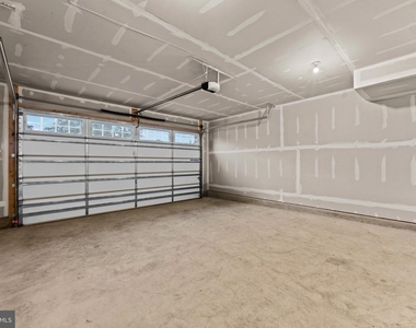 13721 Hunt Valley Court - Photo Thumbnail 3