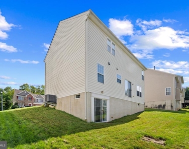 4530 Rebekka Circle - Photo Thumbnail 6