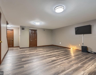 35 Roger Court - Photo Thumbnail 27